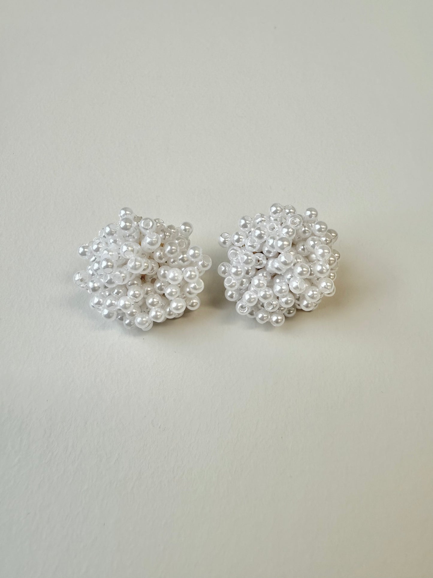 【P017】pearl bouquet pierce