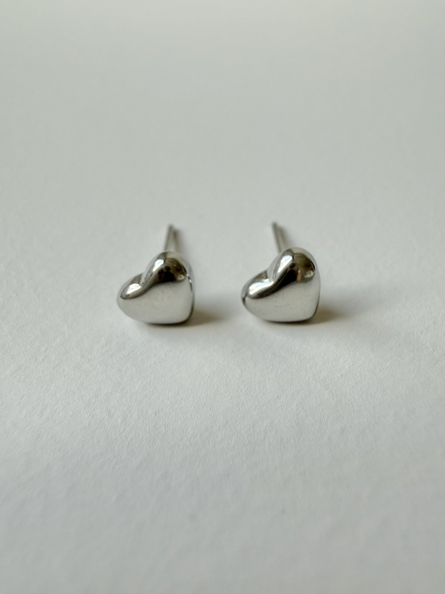 【P007】small heart pierce -gold/silver-