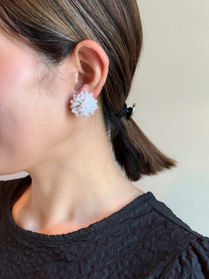 【P017】pearl bouquet pierce